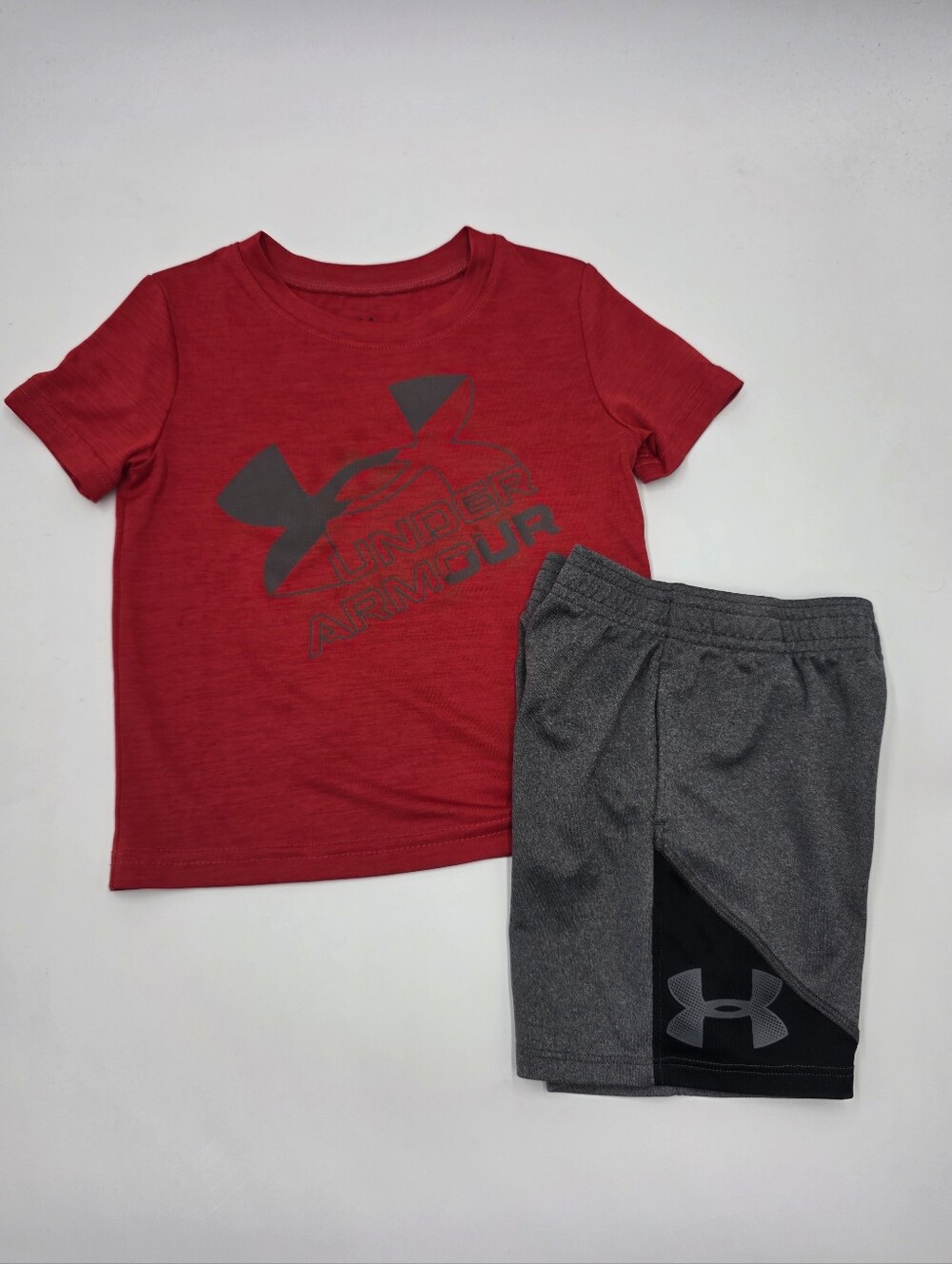 Under Armour boys' red logo tee and gray athletic shorts size 2T